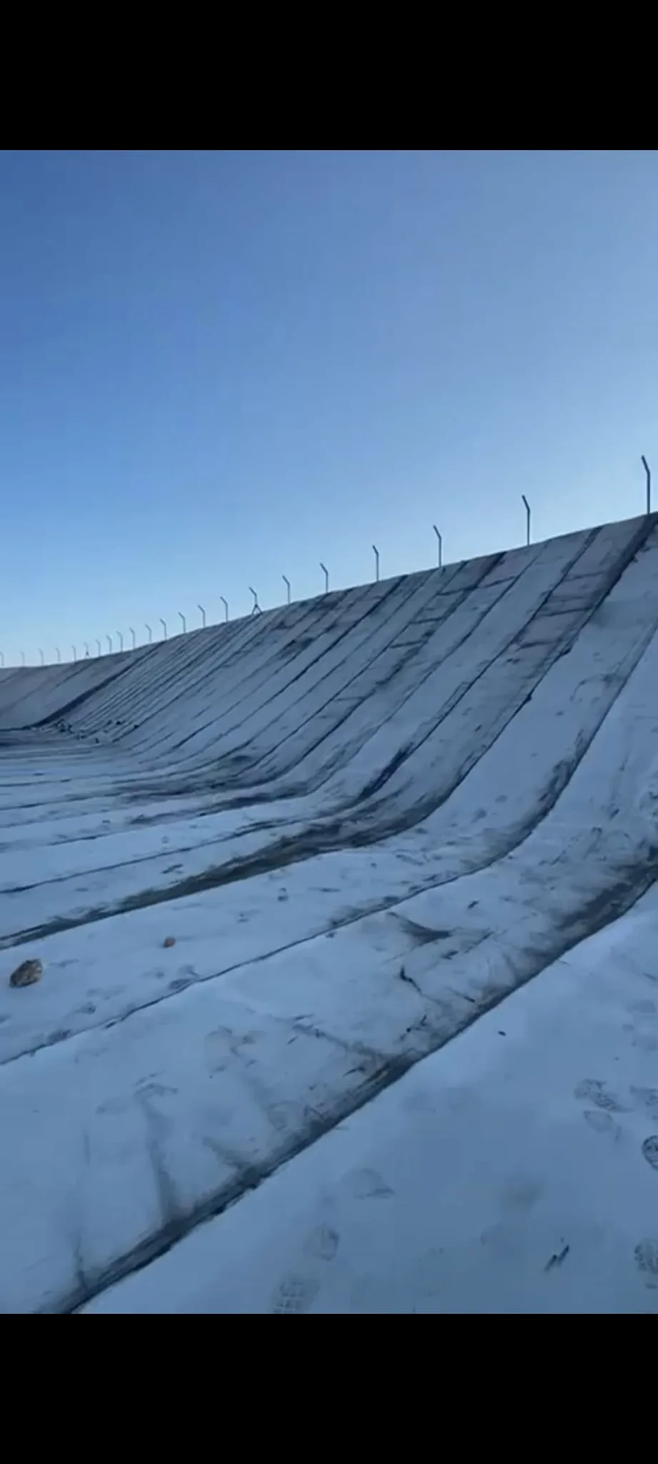 Gölet şevinde Rulo Beton® koruma kaplaması